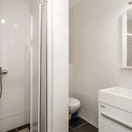 Four Bedroom Holiday In Pag بيت للعطل باغ